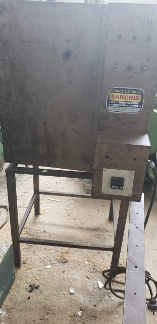 Forno de Tratamento Térmico