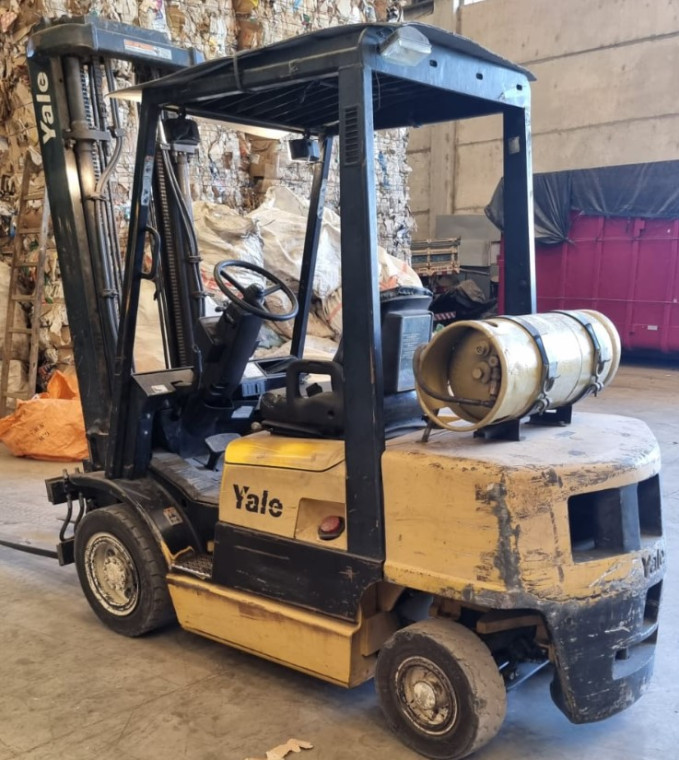 Empilhadeira Yale GTP
