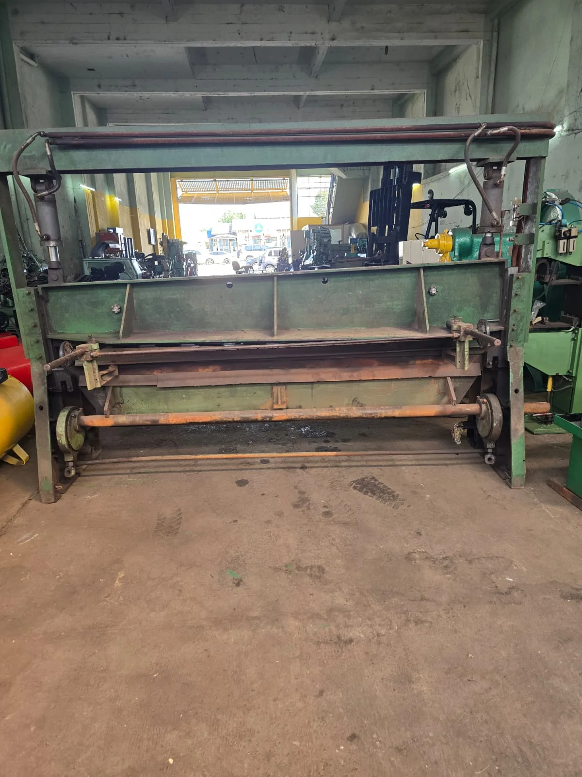 Guilhotina Newton Hidráulica