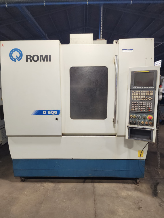 Centro de usinagem Romi modelo D-600