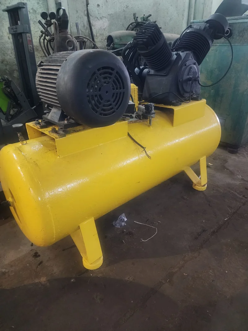 Compressor Schulz 40 pés